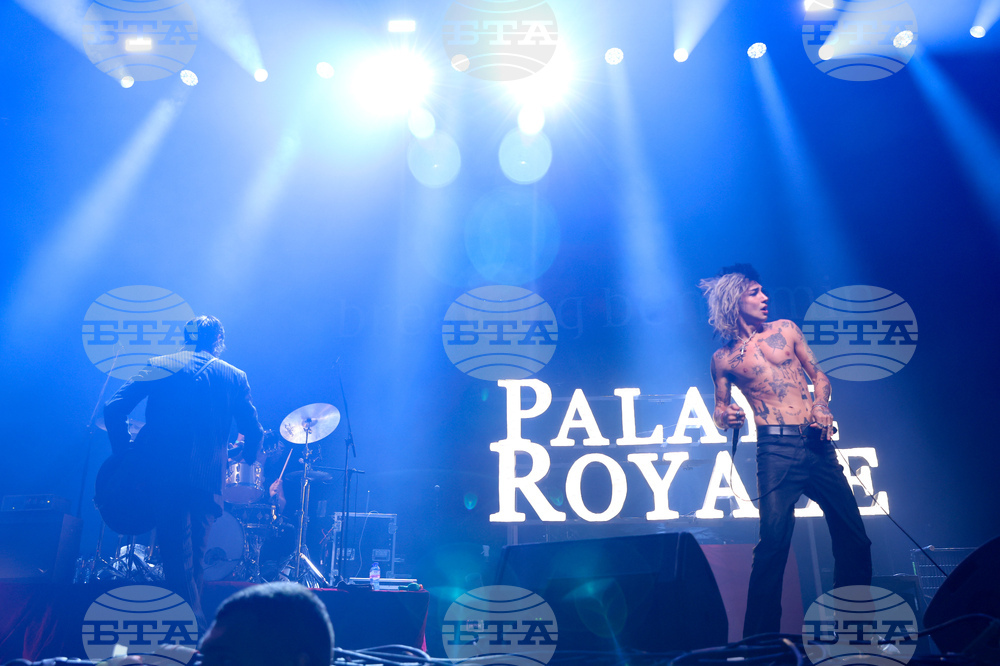 „Арена 8888“ - Palaye Royale - концерт