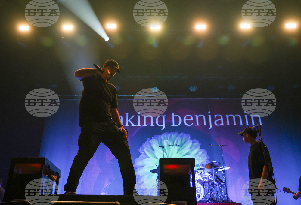 Breaking Benjamin - концерт