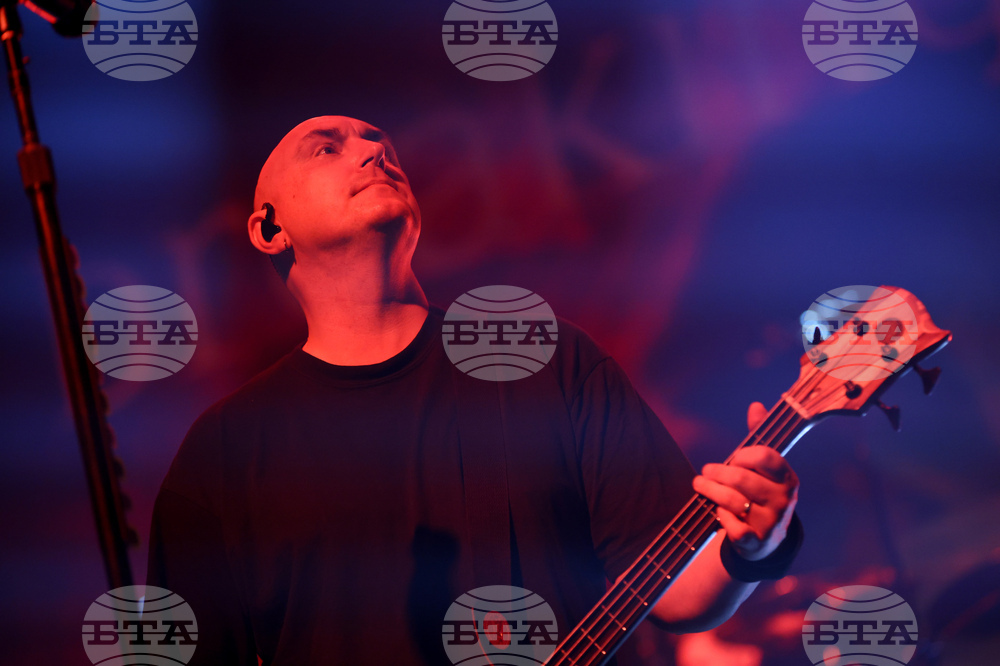 Breaking Benjamin - концерт