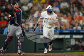 Twins Astros Baseball