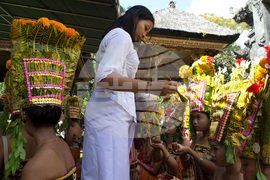Indonesia Bali Dance Photo Gallery