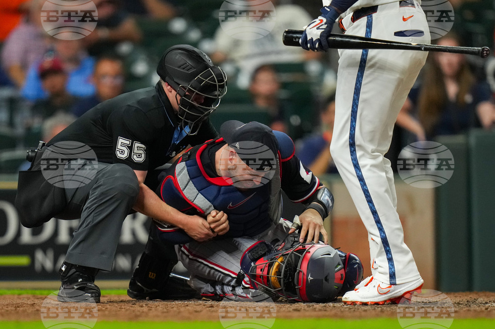 Twins Astros Baseball
