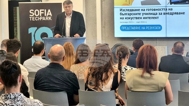 Nearly 95% of Bulgarian Pupils Use AI for Educational Purposes, Study Finds