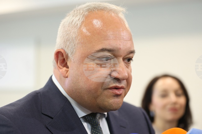 Реакцията на ГЕРБ може да е бърза, но не е много адекватна, написа вътрешният министър Иван Демерджиев