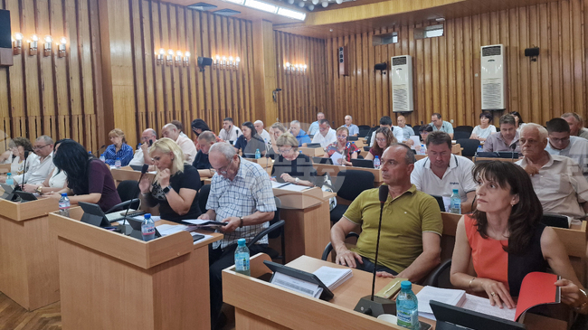Промени в таксите за социални услуги, Ученическото общежитие и общински обекти одобри Общинският съвет в Разград