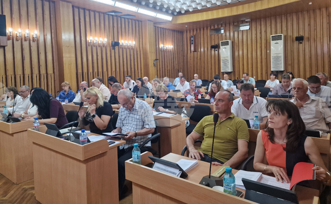 Промени в таксите за социални услуги, Ученическото общежитие и общински обекти одобри Общинският съвет в Разград