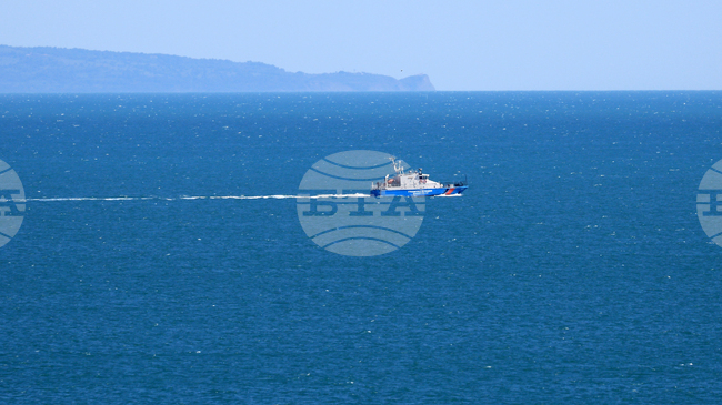 Турски товарен кораб е бил поразен от боен дрон в Черно море, като при атаката е загинал един член на екипажа, а трима са ранени