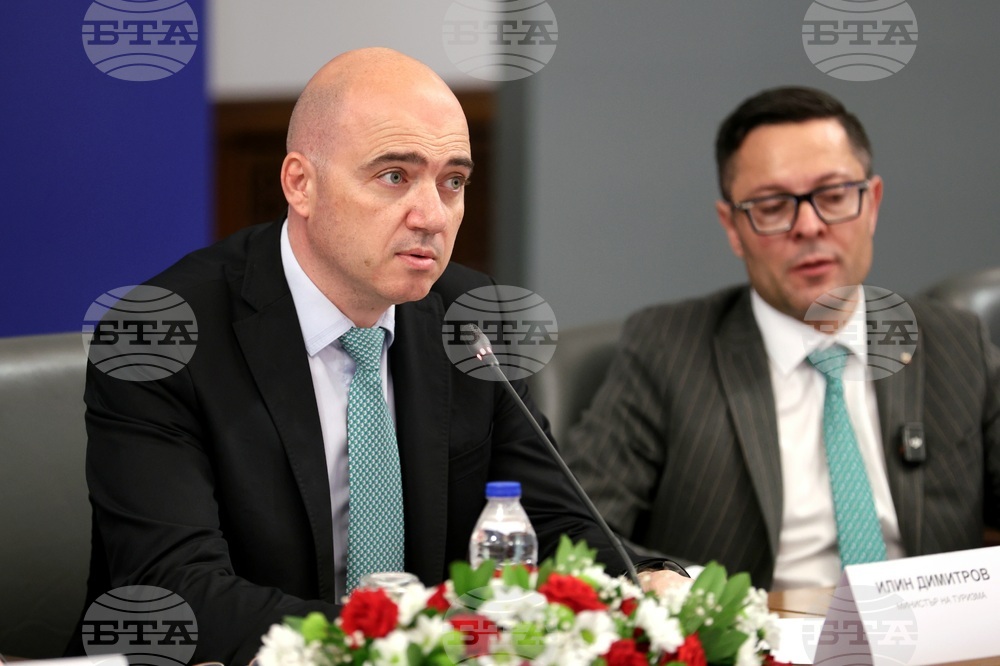 Industry Experts Should Shape Tourism Reforms, Minister Says