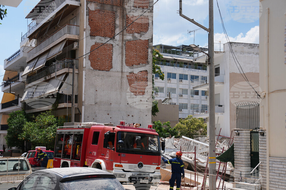 Greece Building Collapse