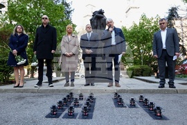 КНСБ - мемориална плоча