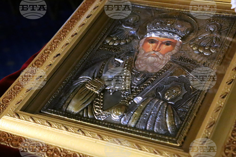 Румъния - Тулча - храм „Свети Георги“ - делегация - посещение