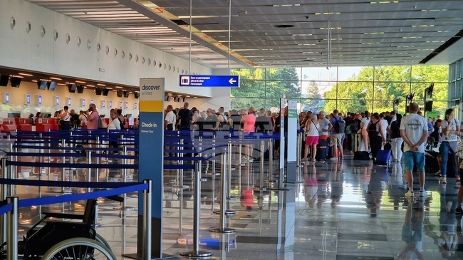 Trips by Bulgarians Abroad Rise 8.8% in February 2026, Foreign Visits to Bulgaria Up 4.5% Year-on-Year, NSI Says