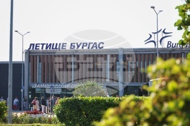 Бургас - летище - извънредно кацнал самолет