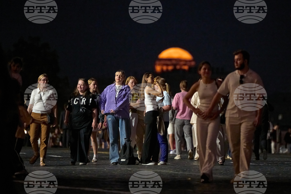 Russia Full Moon