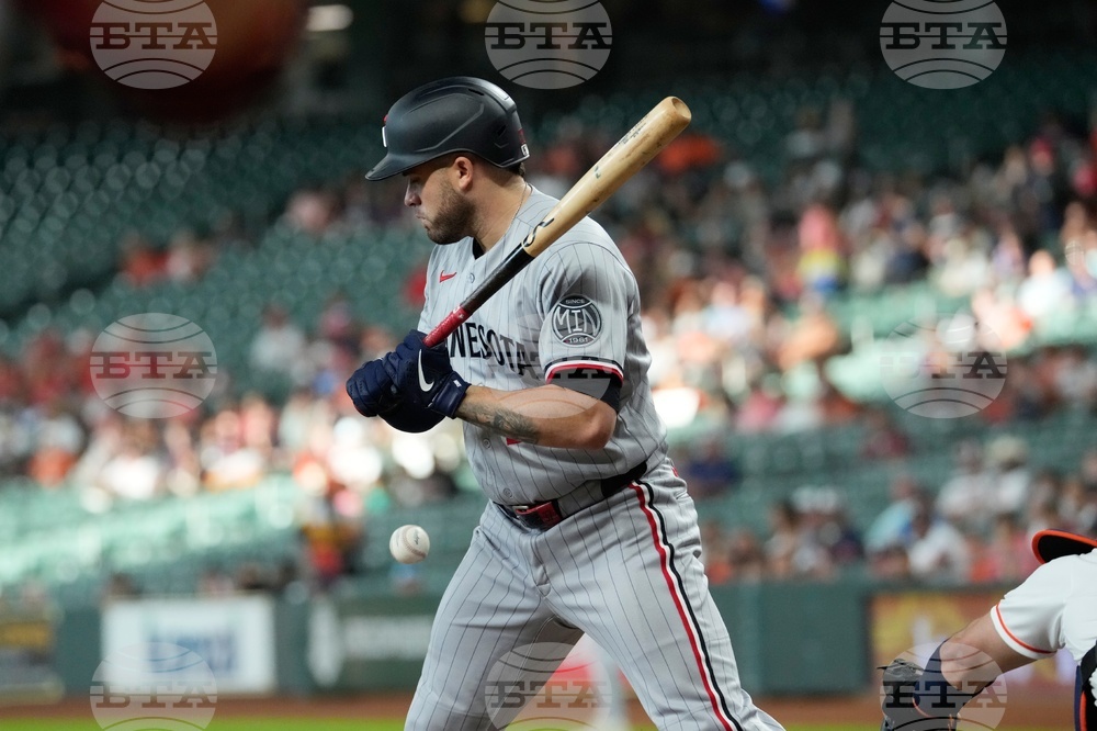 Twins Astros Baseball