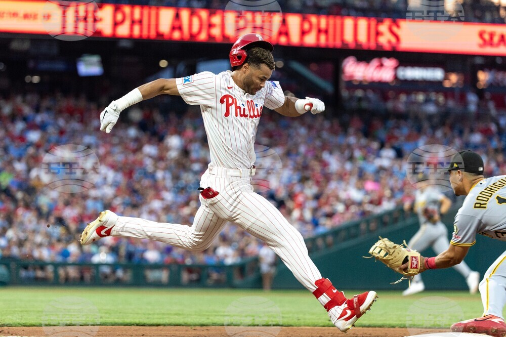 Pirates Phillies Baseball
