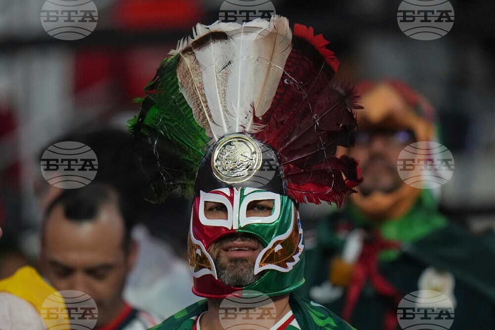 Ecuador Mexico WCup Soccer