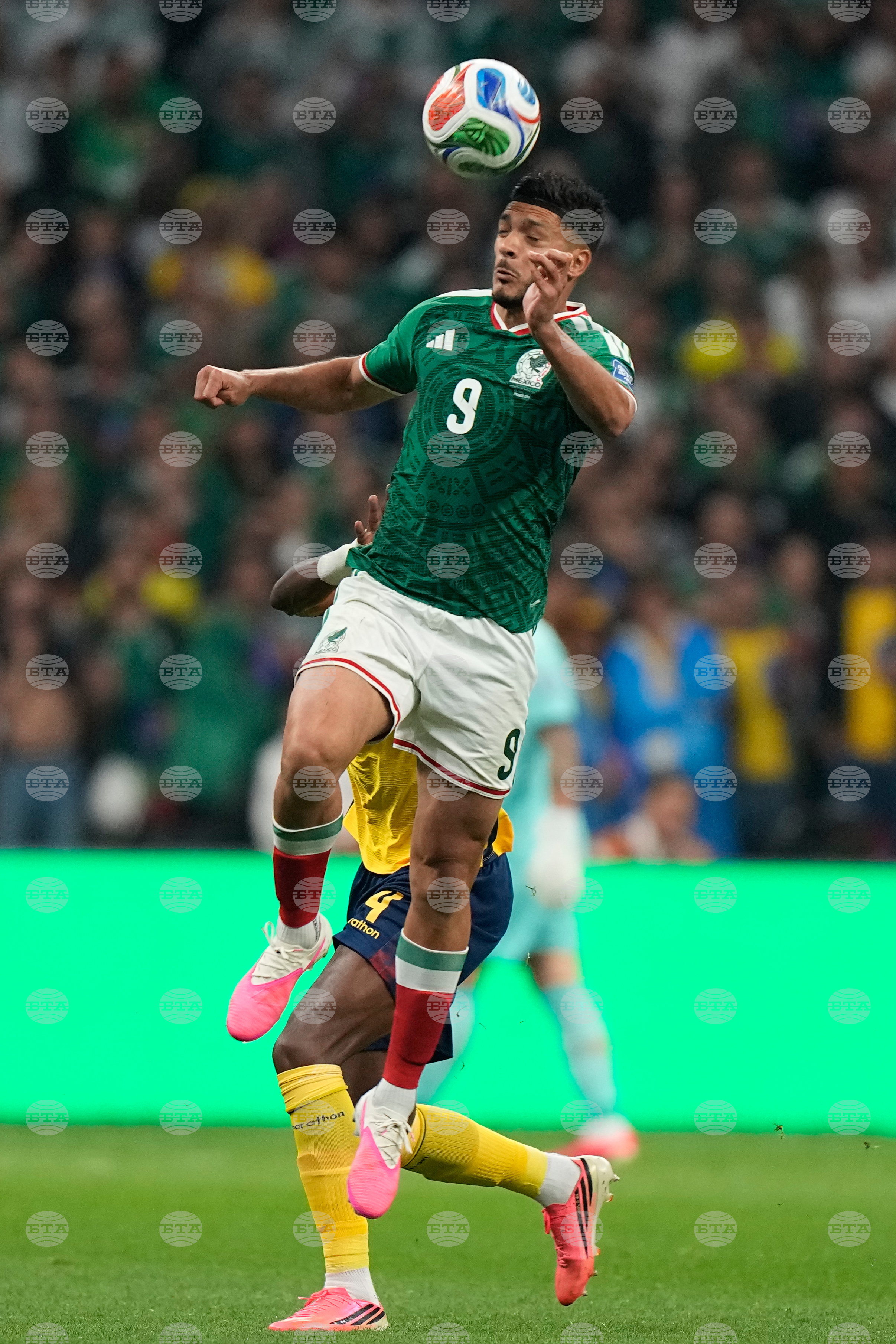 Ecuador Mexico WCup Soccer