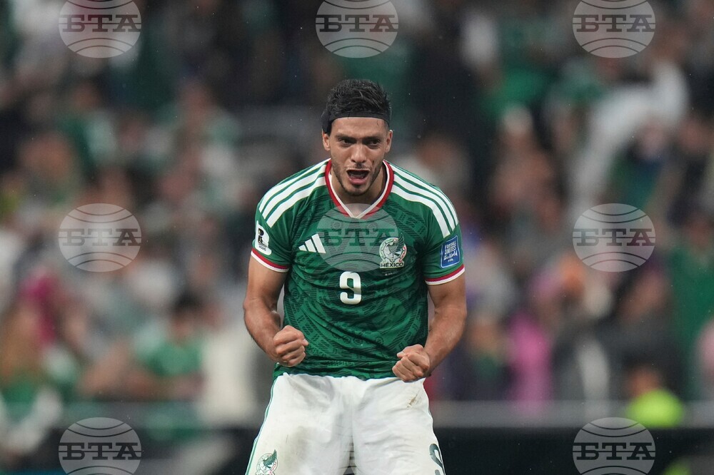 Ecuador Mexico WCup Soccer
