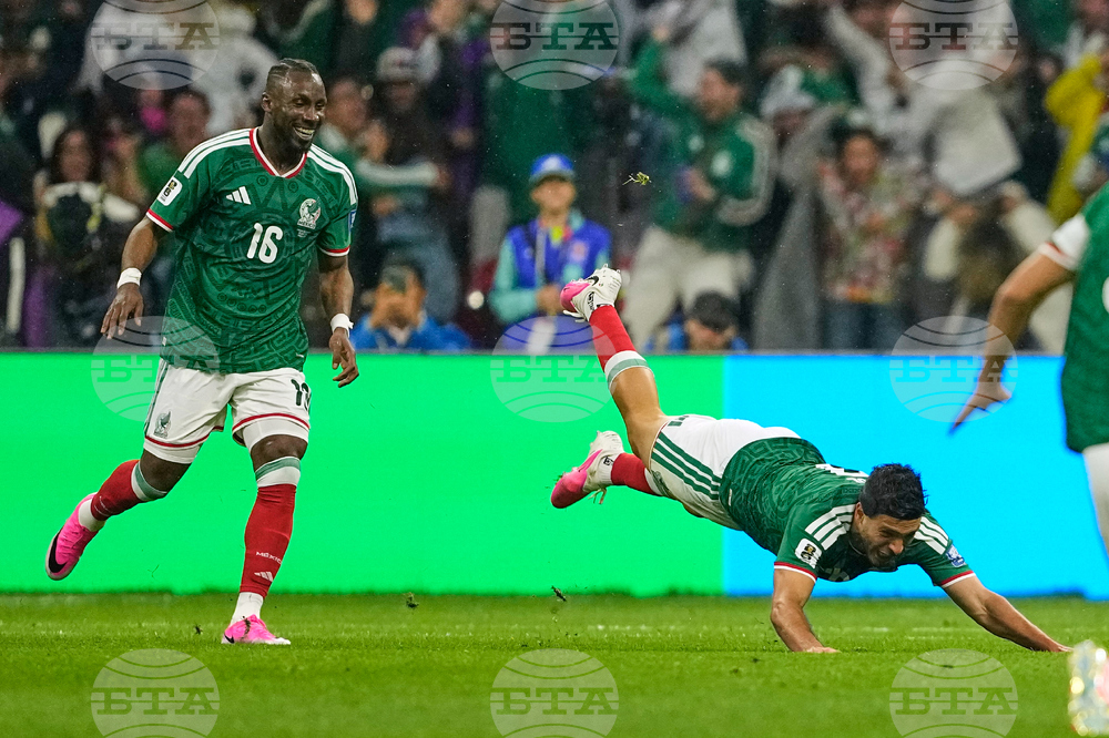 Ecuador Mexico WCup Soccer