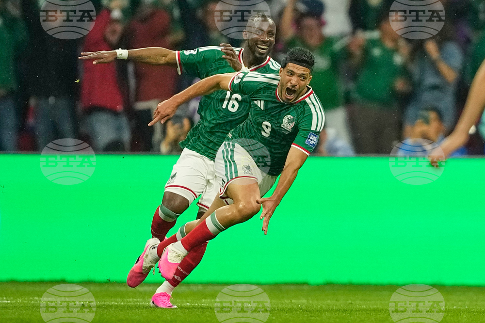 APTOPIX Ecuador Mexico WCup Soccer