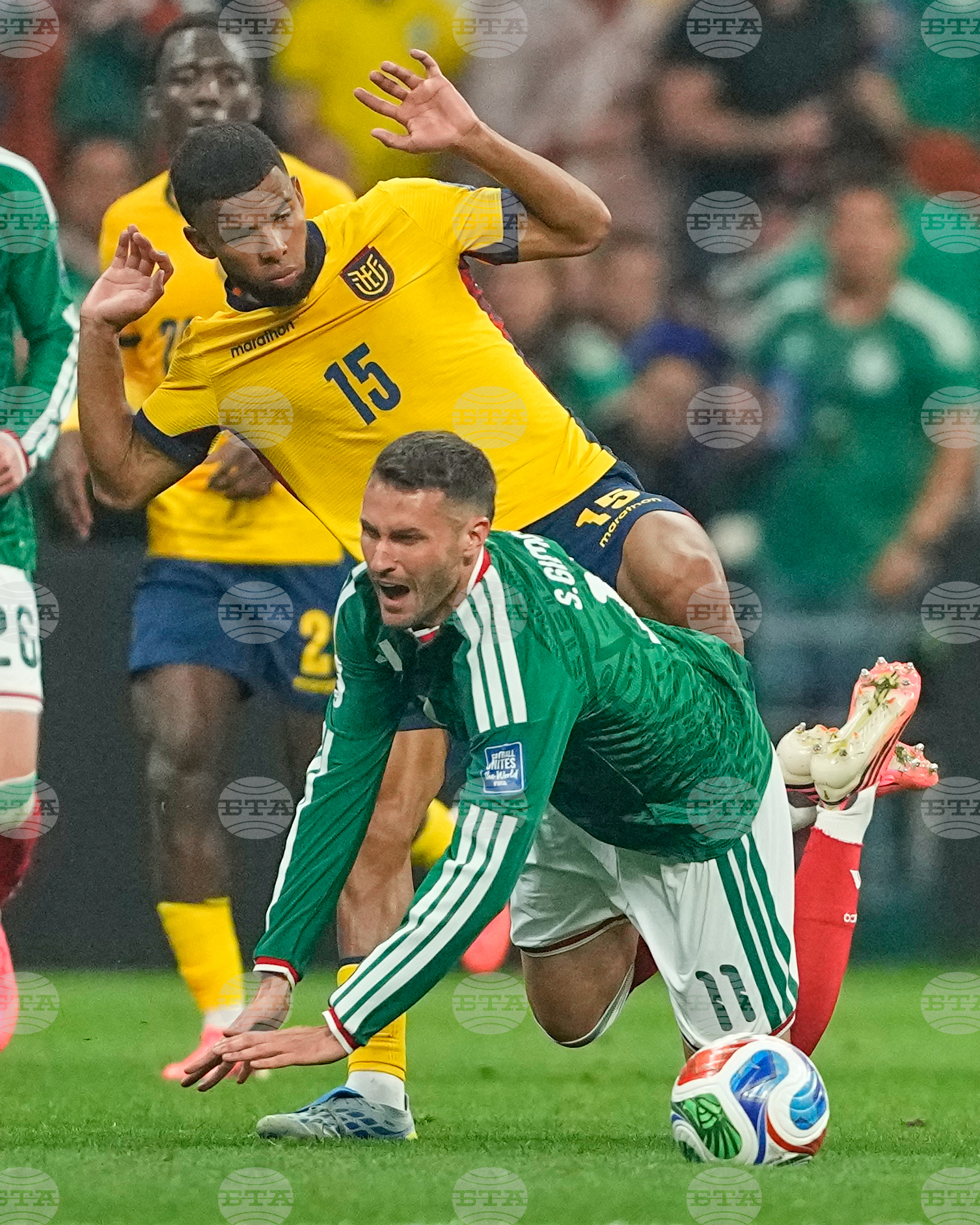 Ecuador Mexico WCup Soccer
