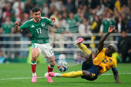 Ecuador Mexico WCup Soccer