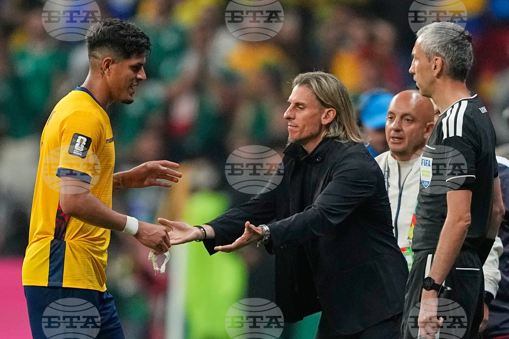 Ecuador Mexico WCup Soccer