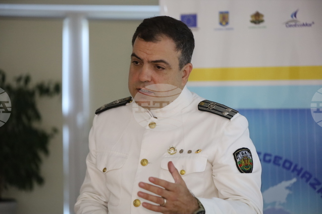 Bulgarian Research Vessel Supports New Bulgarian-Romanian Antarctic Science Partnership