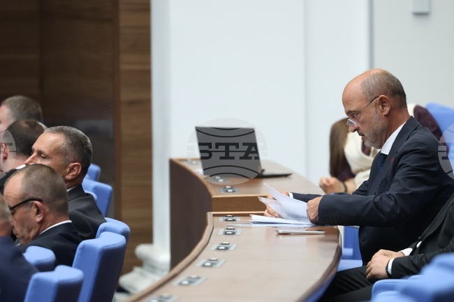 Парламентът не успя да гласува за подуправител на НЗОК поради изчерпване на времето на пленарното заседание
