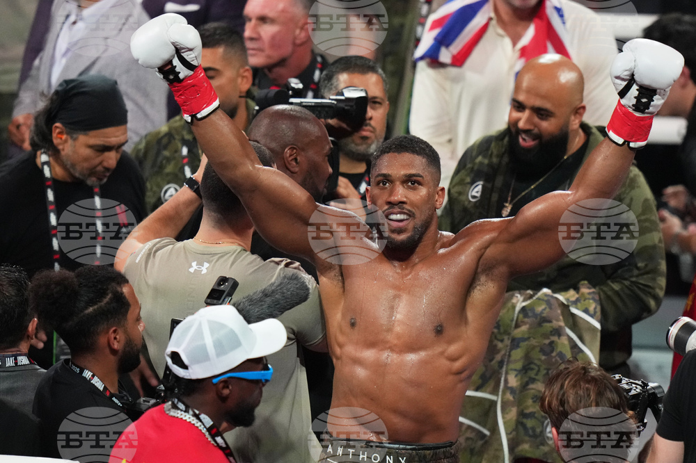 Heavyweight What Next Boxing