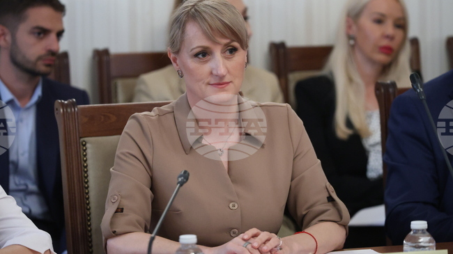 Планира се структурна реформа на регионалните инспекции за намаляване на административната тежест, каза министърът на околната среда Росица Благова
