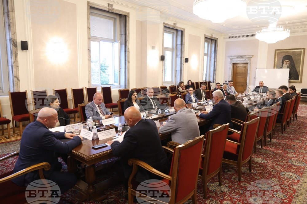 Народно събрание - Комисия по въпросите на младежта и спорта