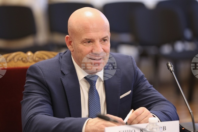 Народно събрание - Комисия по въпросите на младежта и спорта