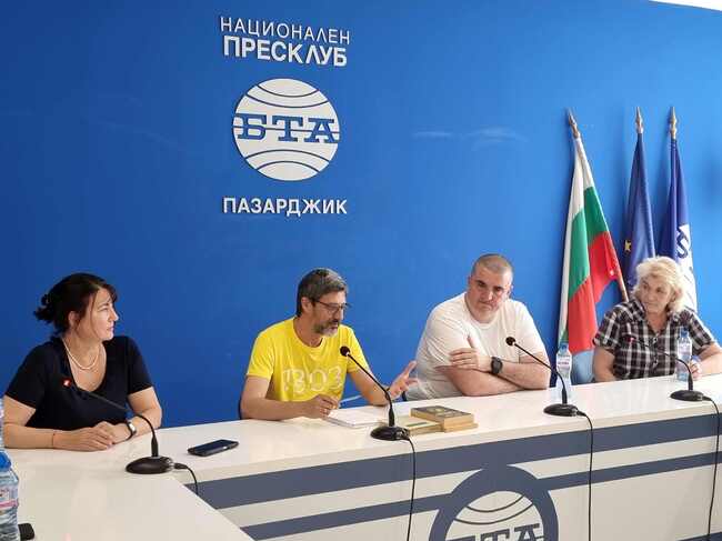 Националният пресклуб на БТА в Пазарджик беше домакин на дискусия, посветена на 160-ата годишнина от рождението на Пенчо Славейков