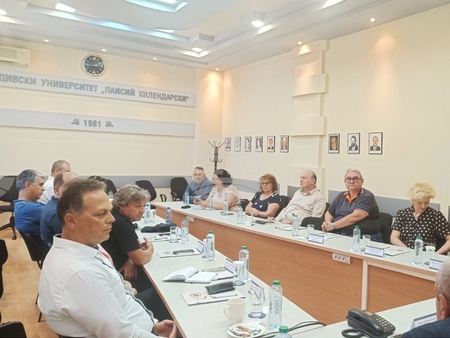 В Пловдивска област има недостиг на кадри в ключови сектори, каза областният управител на среща с ректори 