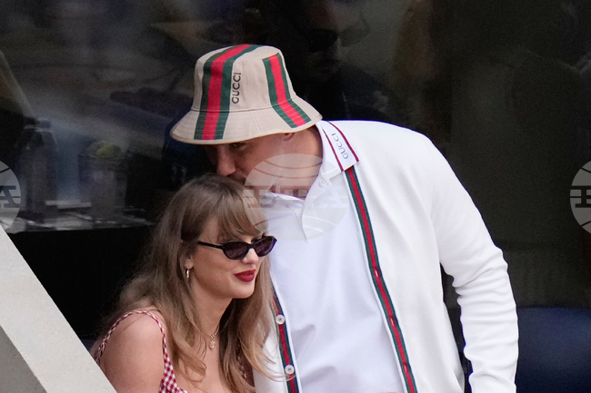 Taylor Swift Travis Kelce