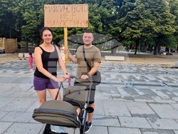 Стара Загора - протест - „Майчинството не е милостиня“