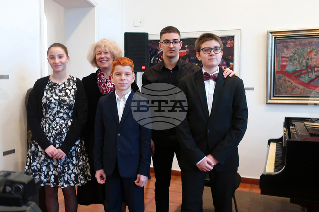 Плевен – млади пианисти