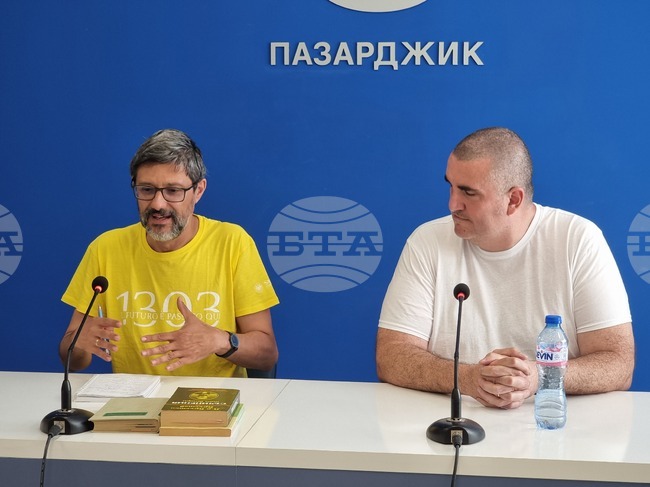 Липсата на филм за Пенчо Славейков е пропуск за българското кино, каза историкът Илия Михайлов на дискусия в Пазарджик