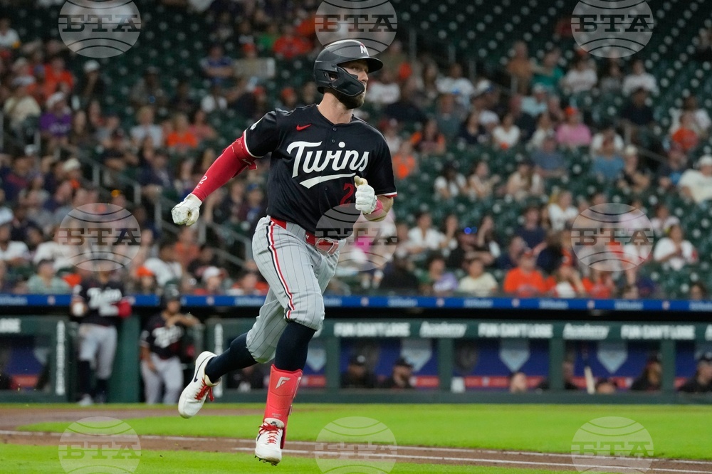Twins Astros Baseball