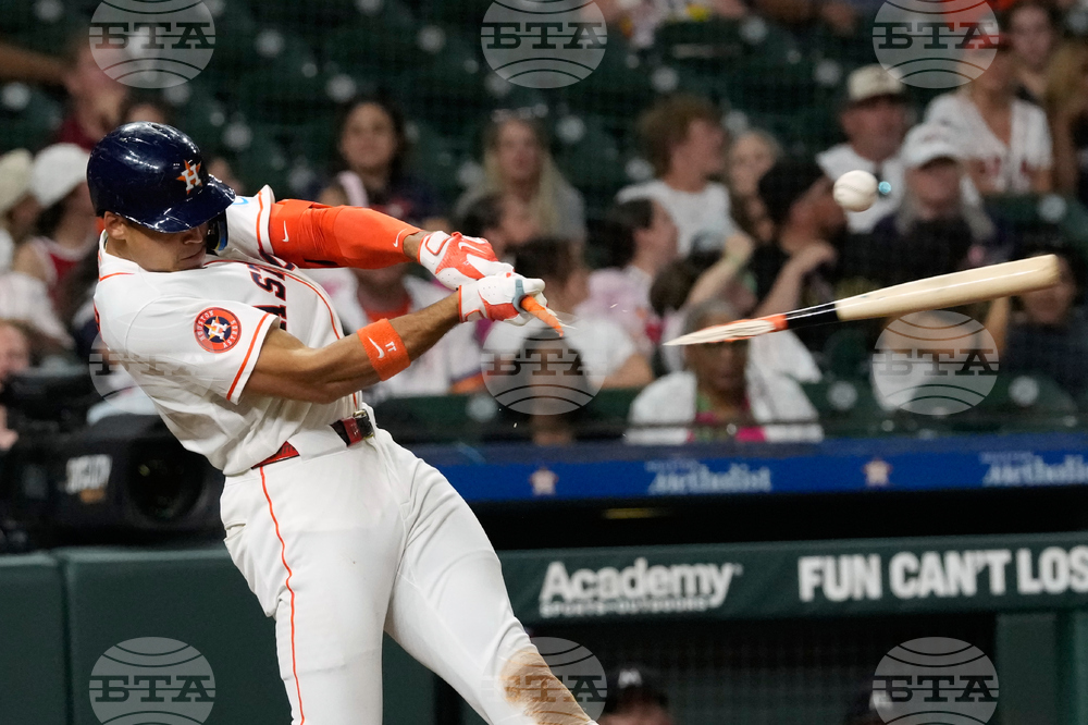 Twins Astros Baseball
