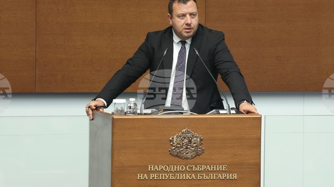 Vazrazhdane Backs Fully Machine-Based Voting, Opposes More Polling Stations Abroad