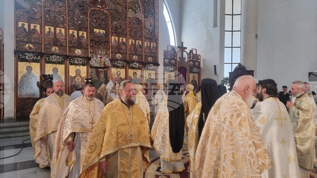 Катедралният храм „Св. Висарион Смоленски“ е Божие чудо, каза Пловдивският митрополит Николай