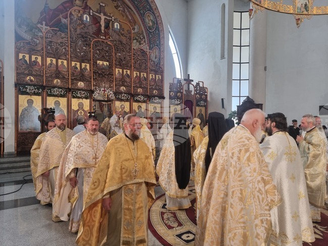 Катедралният храм „Св. Висарион Смоленски“ е Божие чудо, каза Пловдивският митрополит Николай