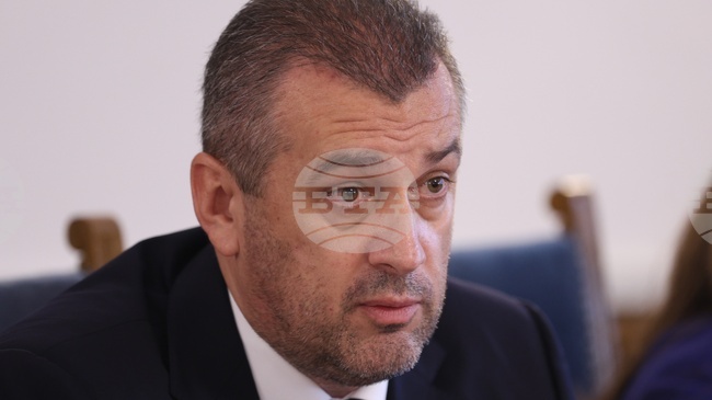 Министерството на транспорта подготвя по-строги правила за водните и екстремни атракциони, заяви министър Пеев