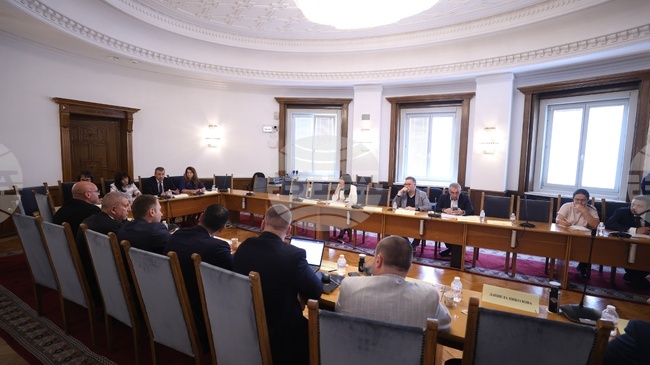 Комисията по транспорт към НС прие на първо четене спогодба за автомобилни превози между България и Монголия