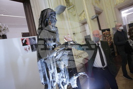 Изложба - пресконференция