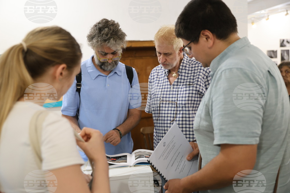 Пловдив - изложба на дипломанти от специалност „Фотография“ в Академията за музикално, танцово и изобразително изкуство „Проф. Асен Диамандиев“