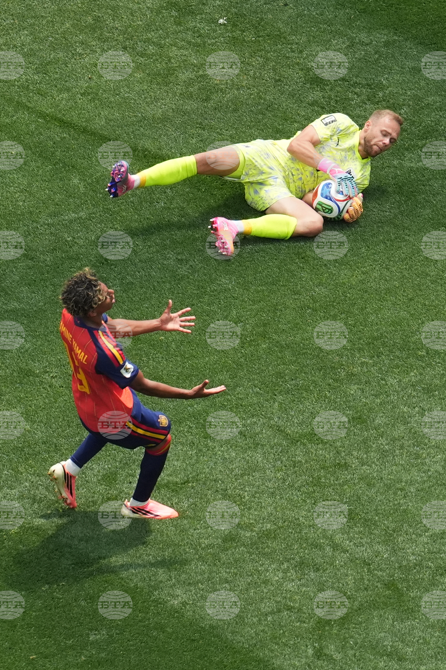 Austria Spain WCup Soccer